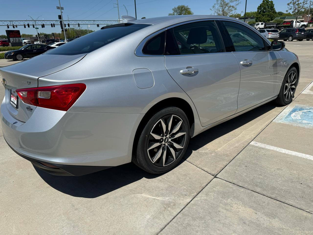 Chevrolet Malibu 4dr Sdn LT w/1LT 2018