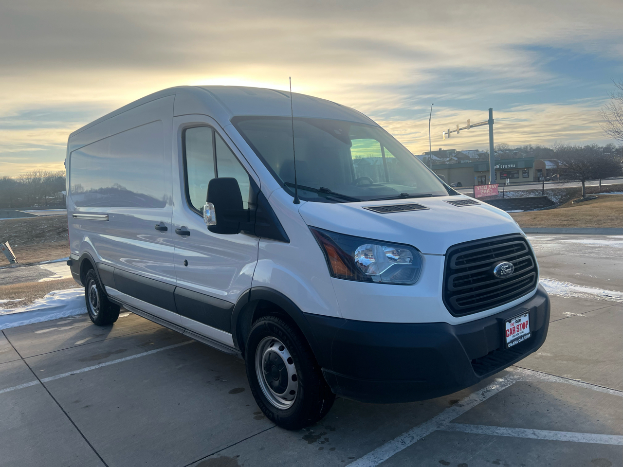 Ford Transit Van T-250 148" Med Rf 9000 GVWR Sliding RH Dr 2019