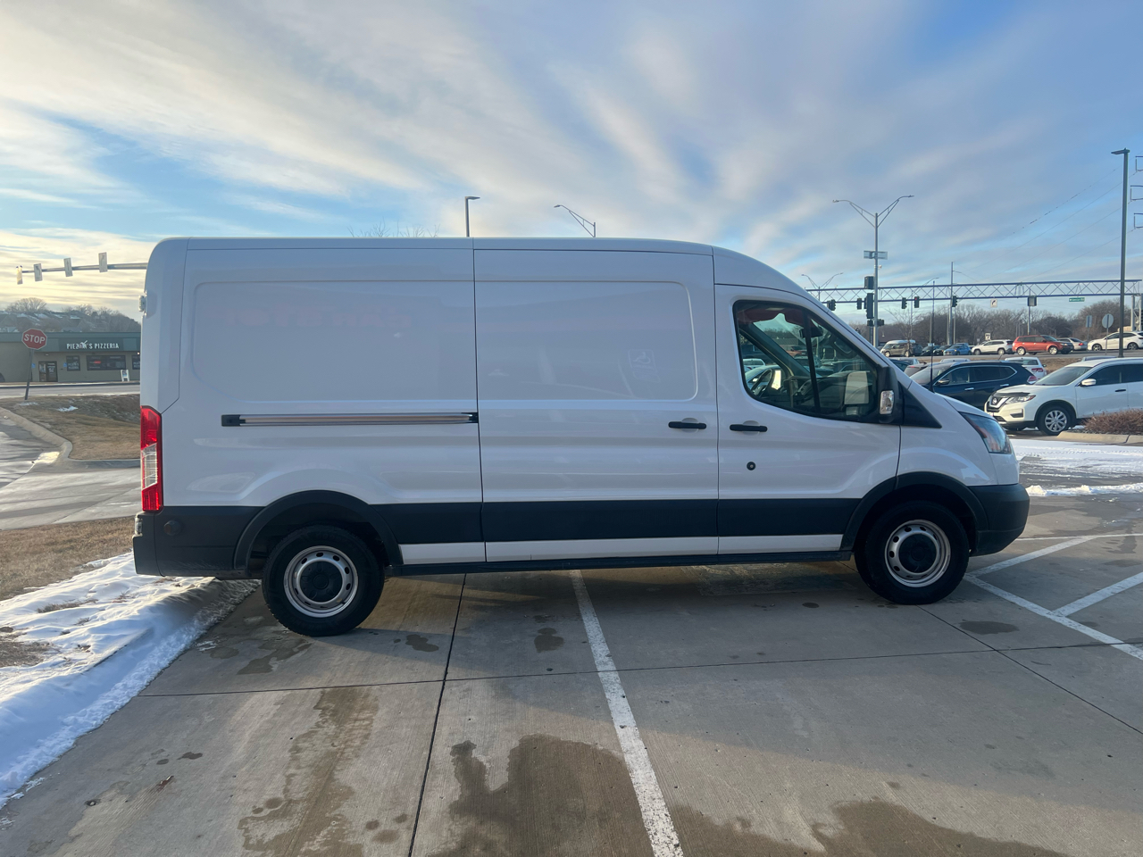 Ford Transit Van T-250 148" Med Rf 9000 GVWR Sliding RH Dr 2019