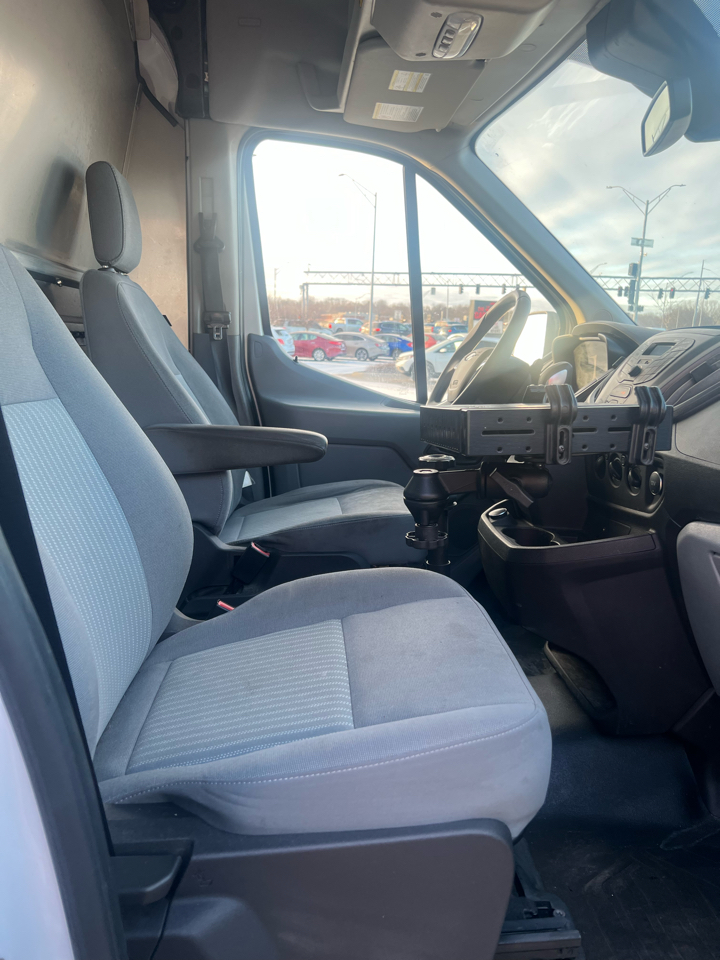 Ford Transit Van T-250 148" Med Rf 9000 GVWR Sliding RH Dr 2019