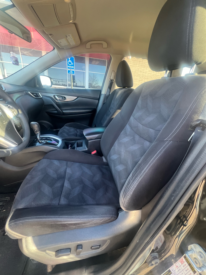 Nissan Rogue AWD 4dr SV 2015