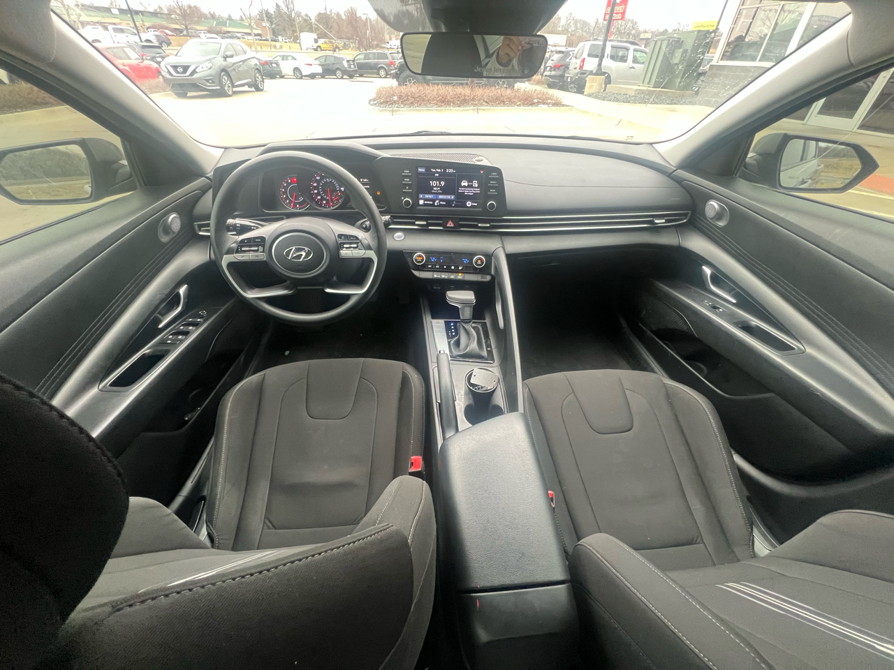 Hyundai Elantra SEL IVT *Ltd Avail* 2021