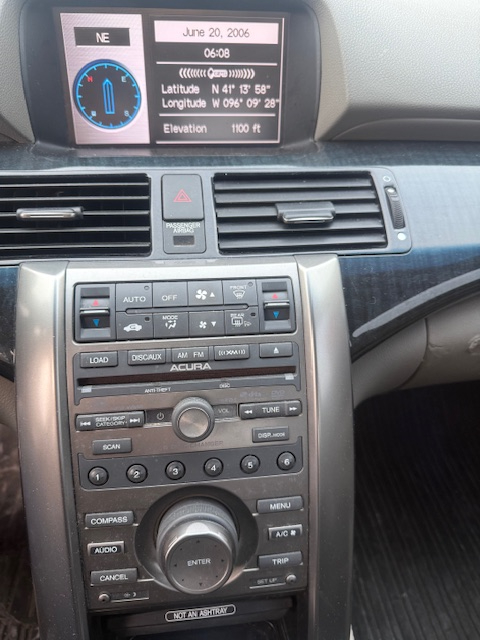 Acura RL 4dr Sdn (Natl) 2009