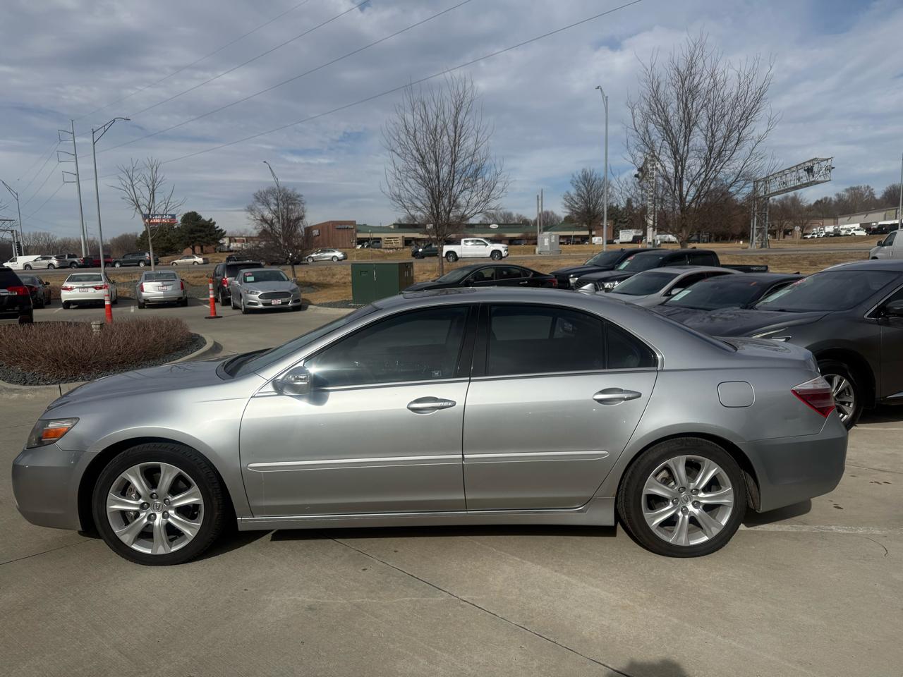 2009 Acura RL 4dr Sdn (Natl)