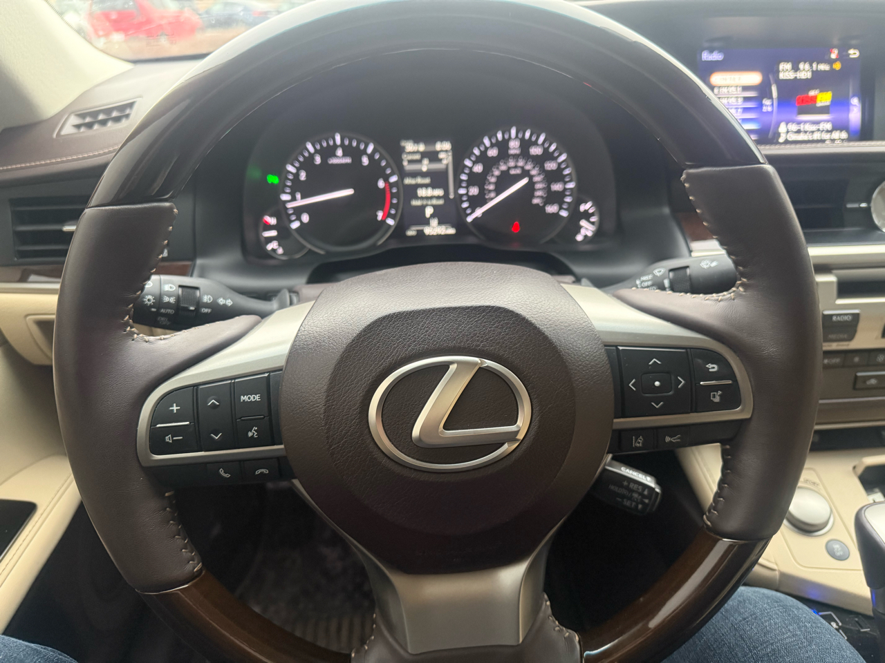 Lexus ES ES 350 FWD 2017