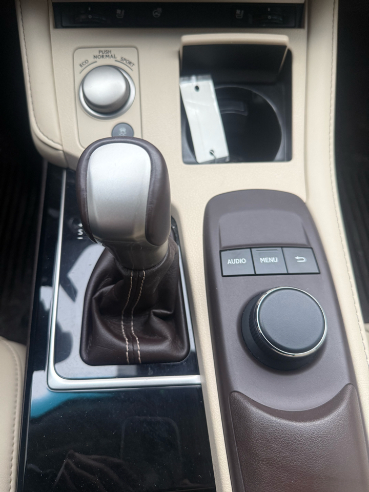 Lexus ES ES 350 FWD 2017