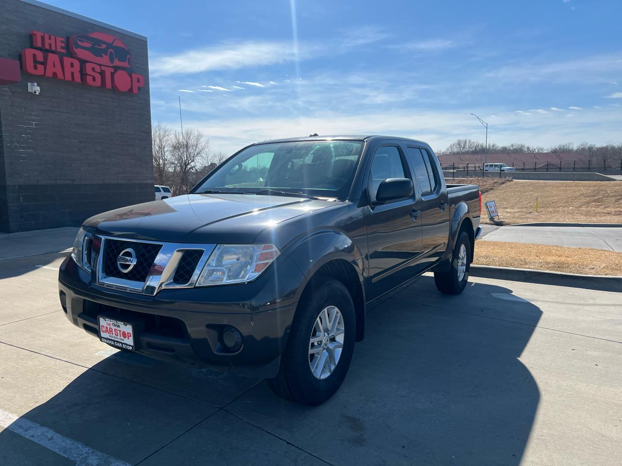 Nissan Frontier 4WD Crew Cab SWB Auto SV 2015