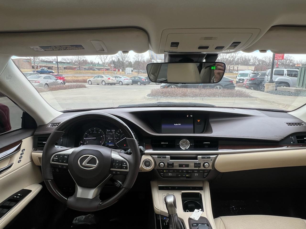 Lexus ES ES 350 FWD 2017