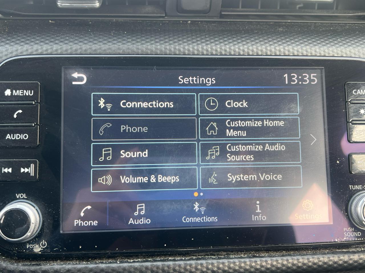 Nissan Kicks SV FWD 2022