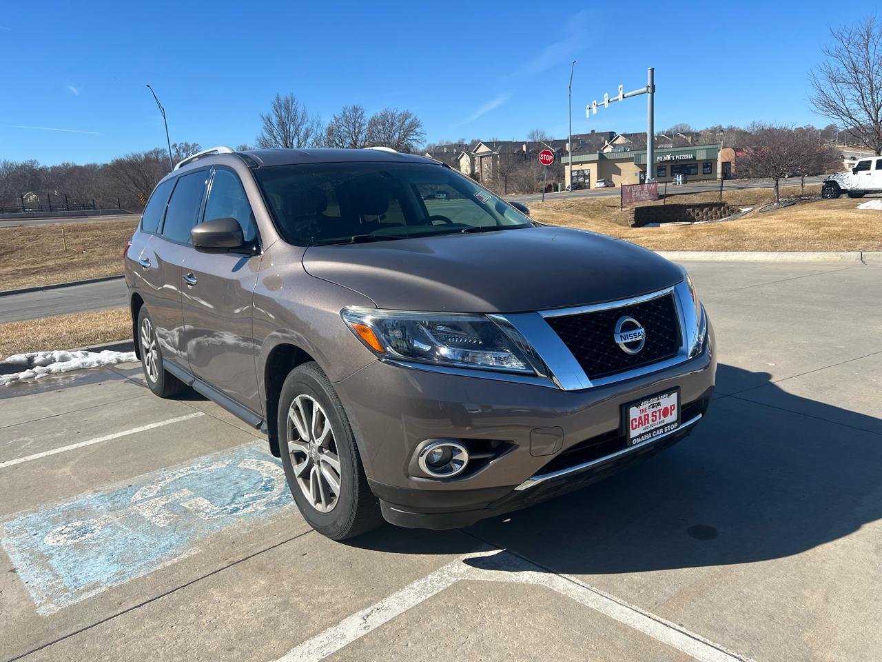 Nissan Pathfinder 4WD 4dr SV 2013