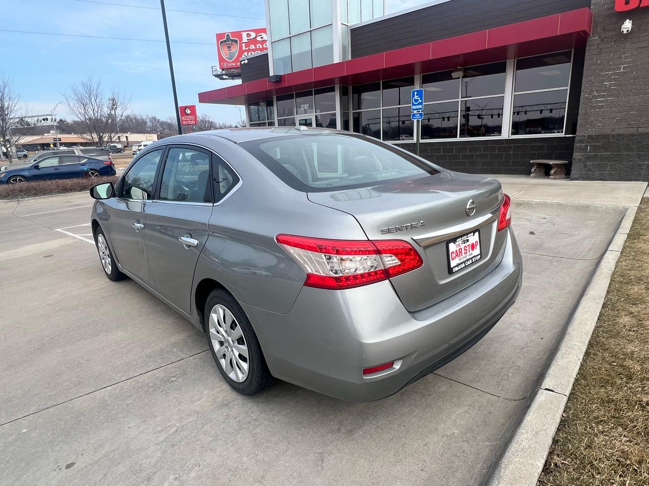 Nissan Sentra 4dr Sdn I4 CVT SV 2013