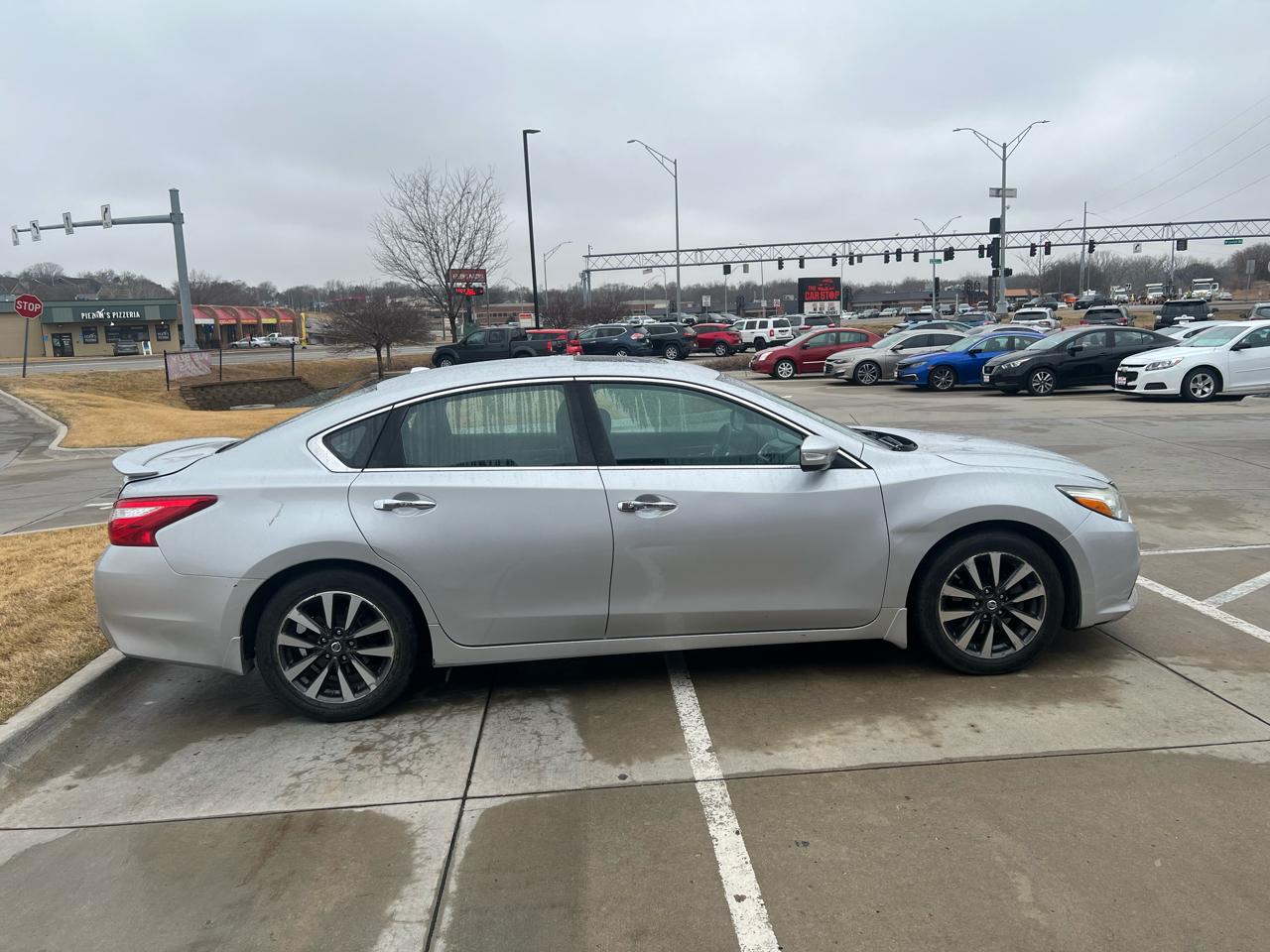 Nissan Altima 4dr Sdn I4 2.5 SV 2016