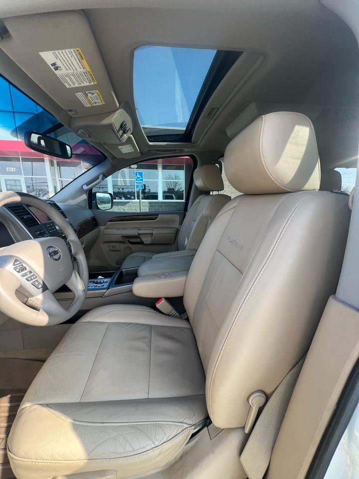Nissan Armada 4WD 4dr Platinum 2014