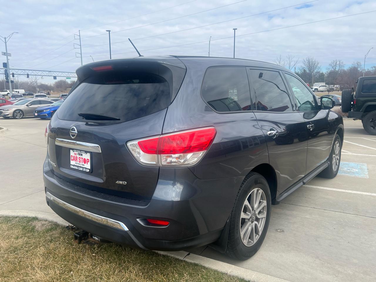 Nissan Pathfinder 4WD 4dr S 2014