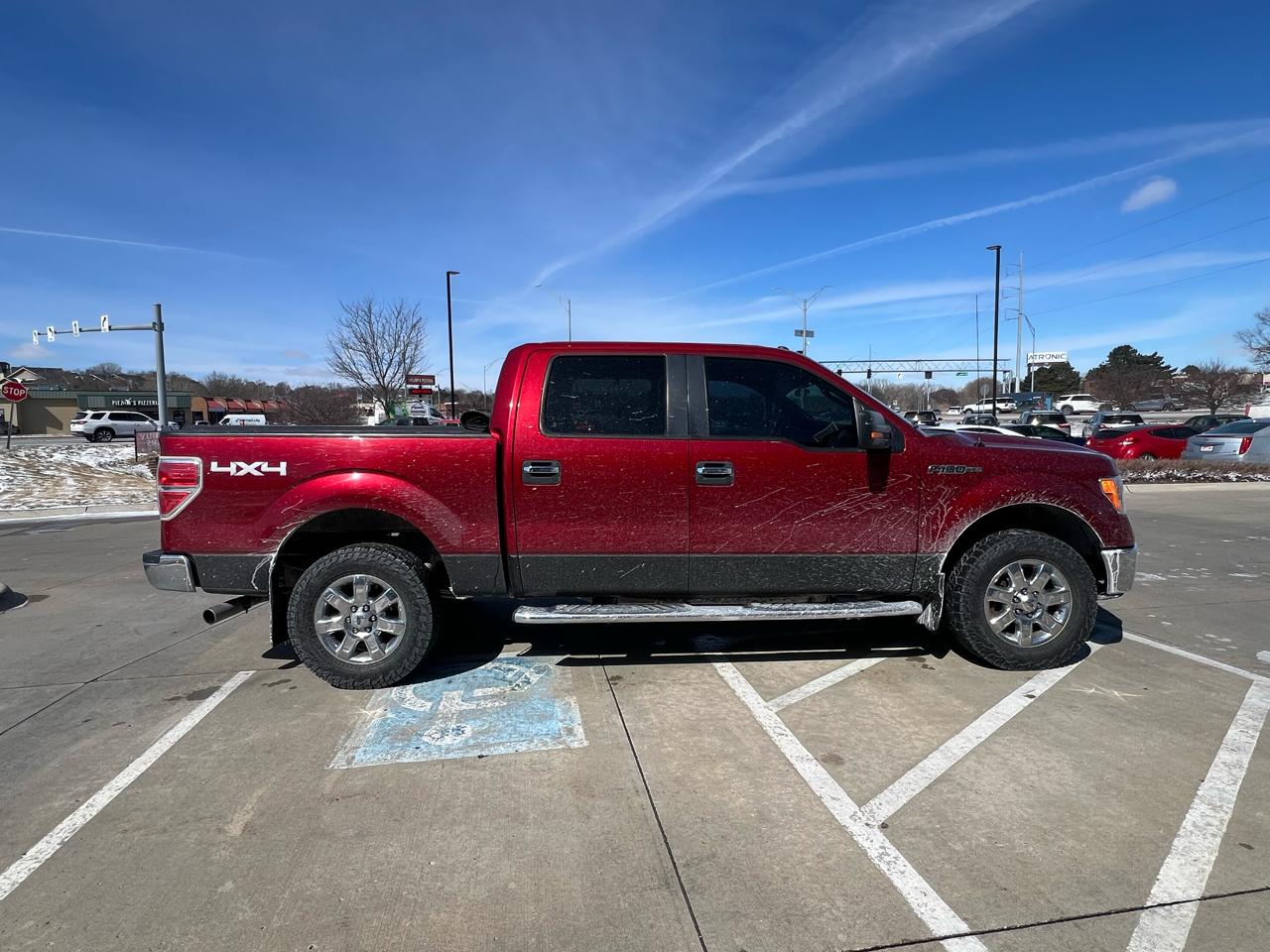 Ford F-150 4WD SuperCrew 145" Platinum 2013