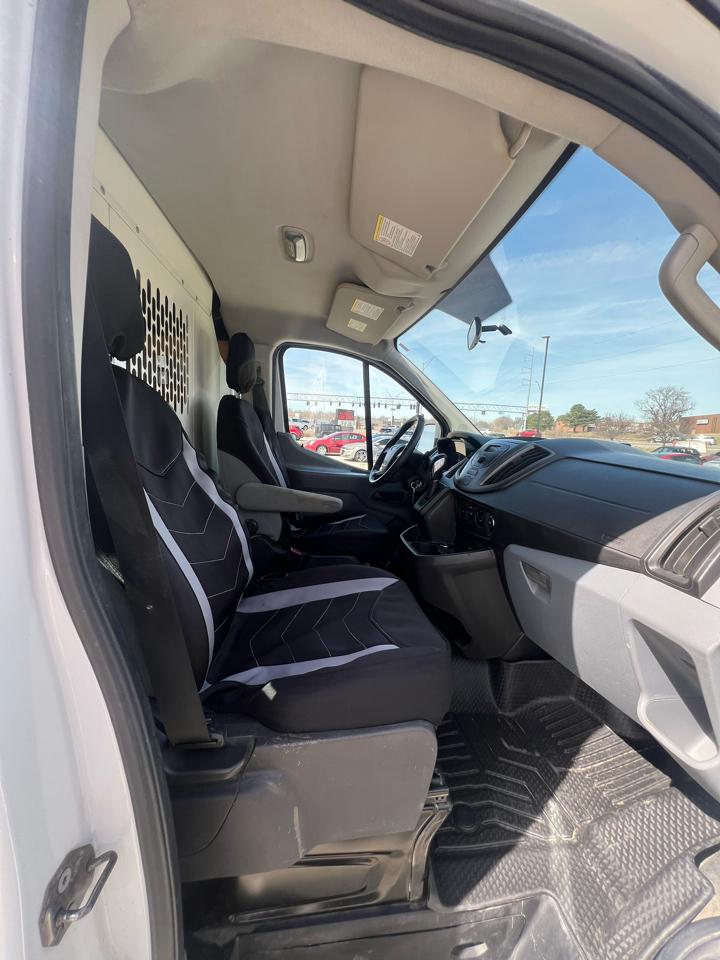 Ford Transit Cargo Van T-250 130" Low Rf 9000 GVWR Swing-Out RH Dr 2015
