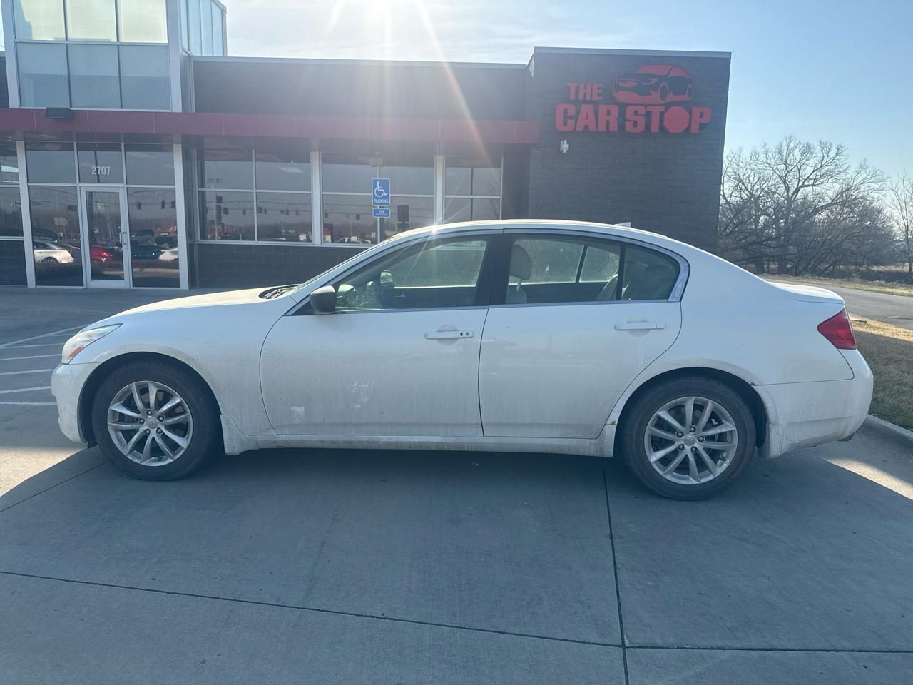 2009 Infiniti G37 Sedan 4dr x AWD