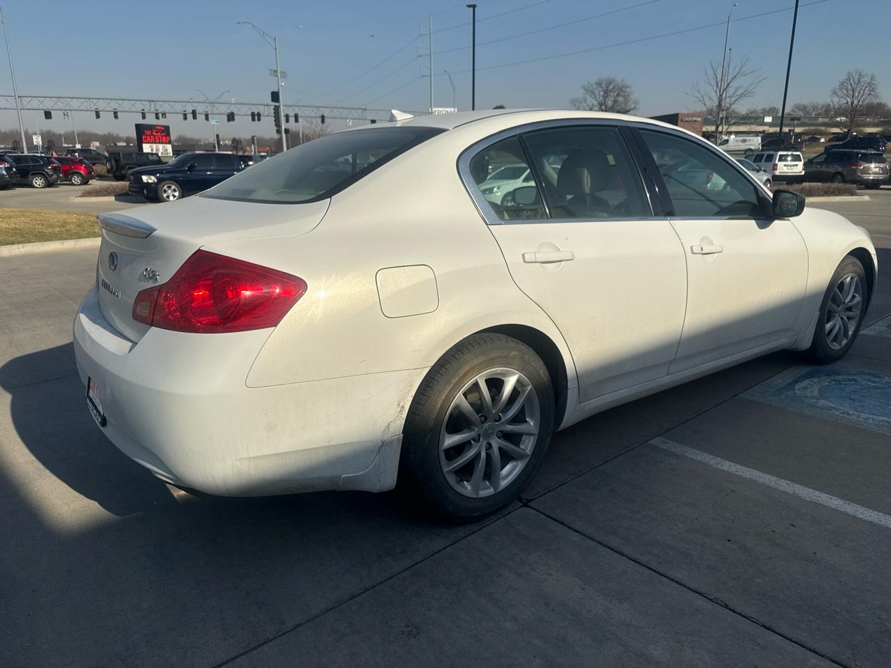 Infiniti G37 Sedan 4dr x AWD 2009