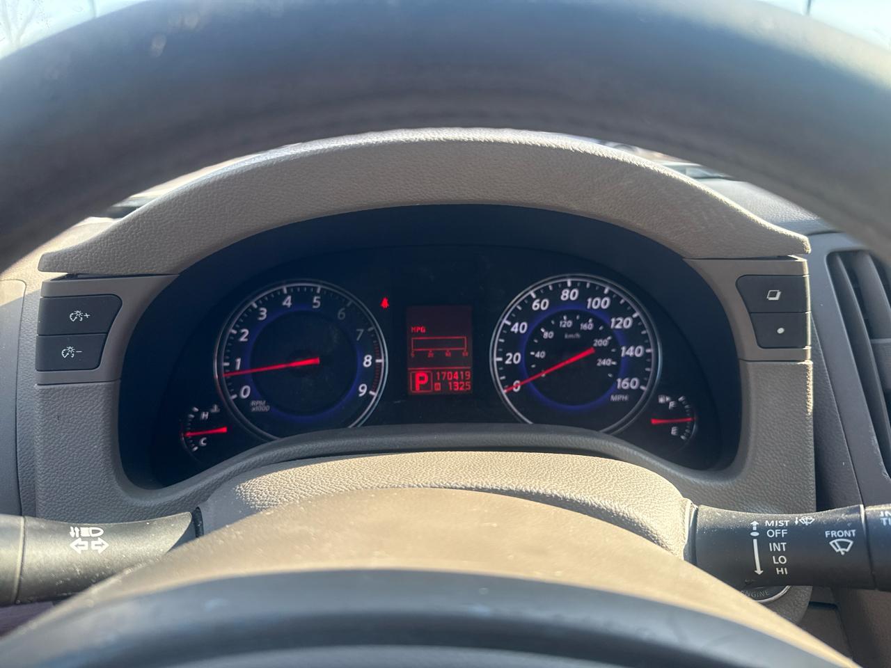 Infiniti G37 Sedan 4dr x AWD 2009