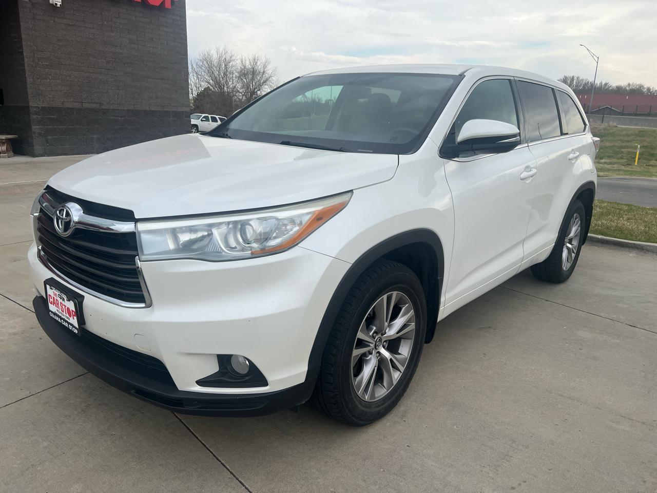 Toyota Highlander AWD 4dr V6 LE (Natl) 2016