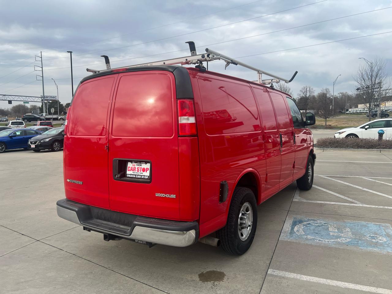 Chevrolet Express Cargo Van RWD 3500 135" 2020