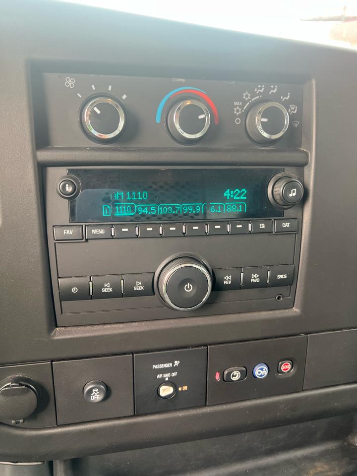 Chevrolet Express Cargo Van RWD 3500 135" 2020