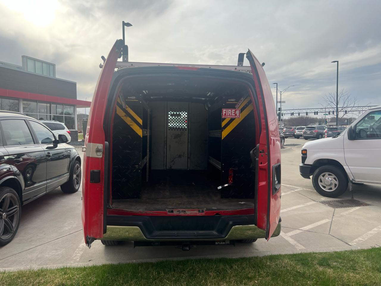 Chevrolet Express Cargo Van RWD 3500 135" 2020