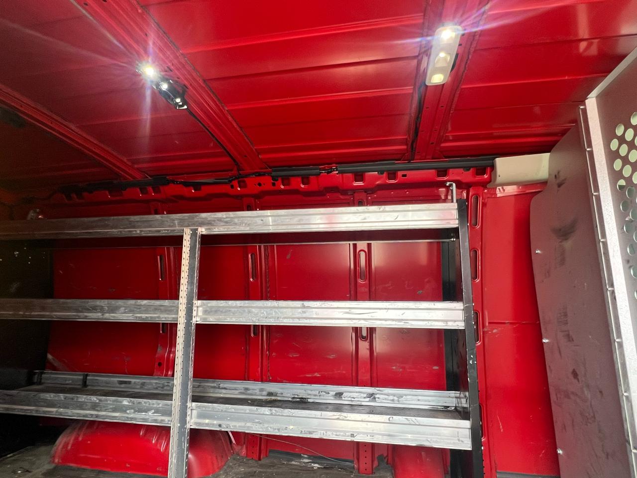 Chevrolet Express Cargo Van RWD 3500 135" 2020