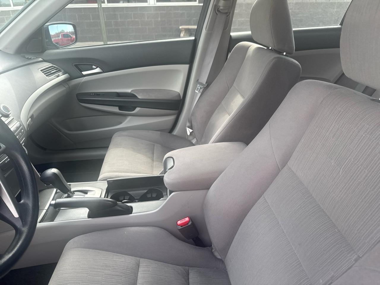 Honda Accord Sdn 4dr I4 Auto LX 2012