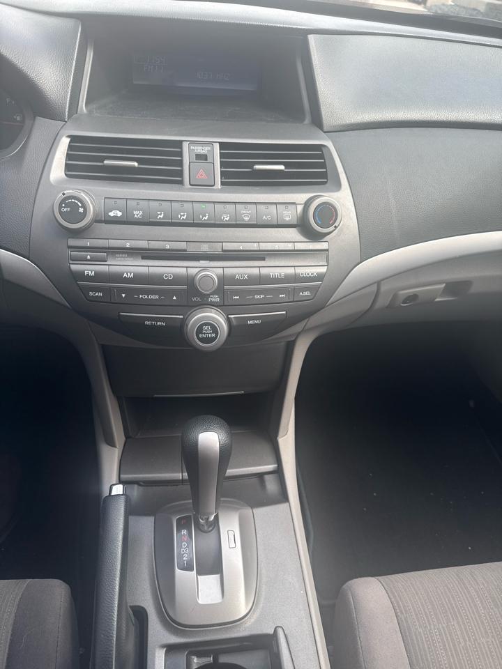 Honda Accord Sdn 4dr I4 Auto LX 2012