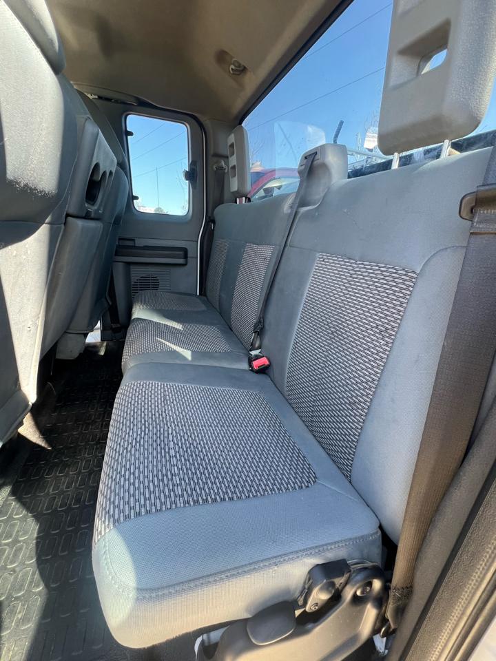 Ford Super Duty F-250 SRW 4WD SuperCab 142" Lariat 2012