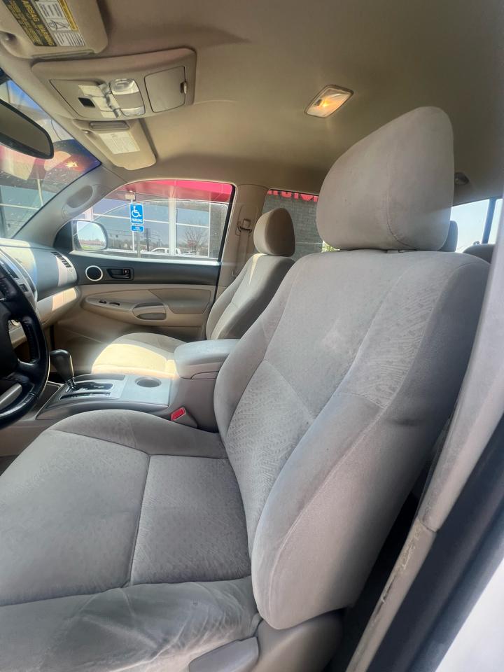 Toyota Tacoma Double 128" PreRunner Auto (Natl) 2006