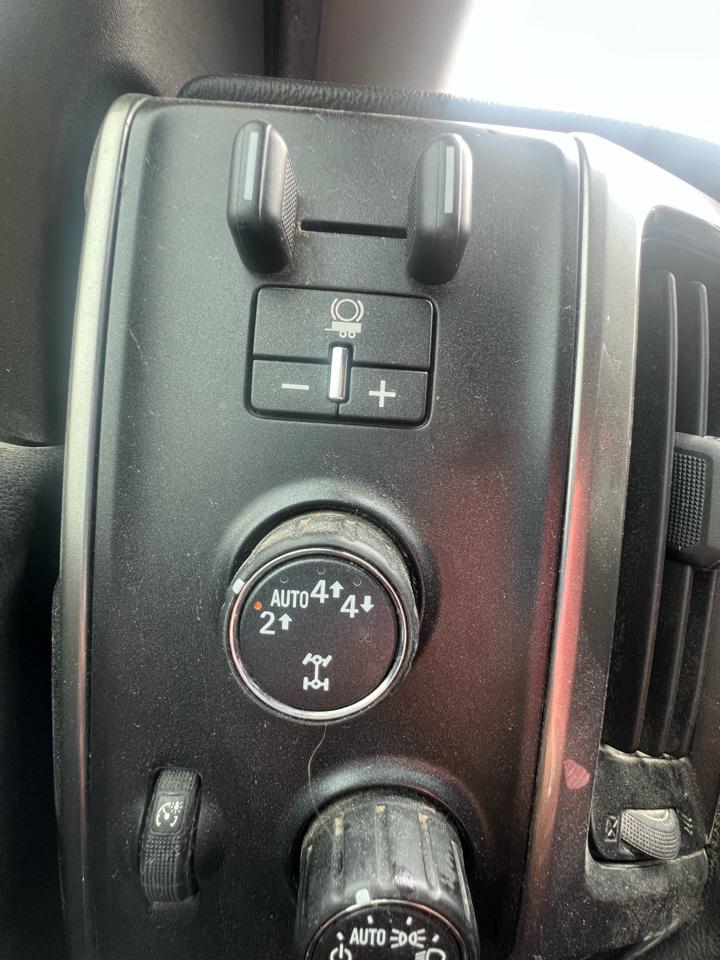 Chevrolet Silverado 1500 4WD Double Cab 143.5" LT w/1LT 2018