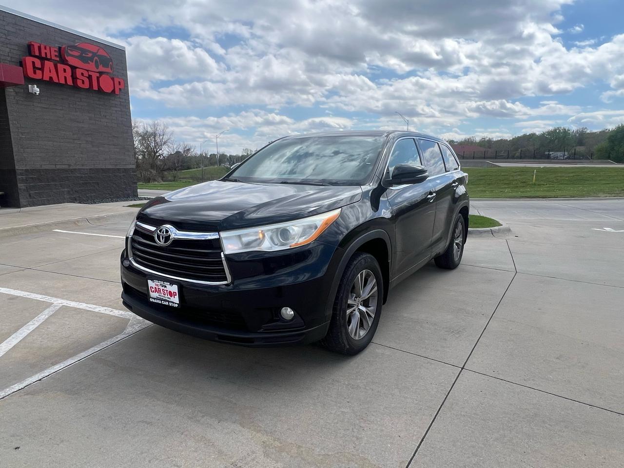 Toyota Highlander AWD 4dr V6 LE (Natl) 2014