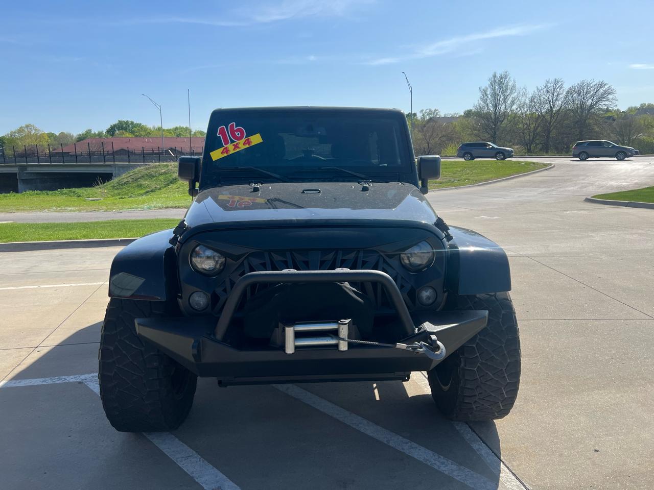 Jeep Wrangler Unlimited 4WD 4dr Sahara 2016