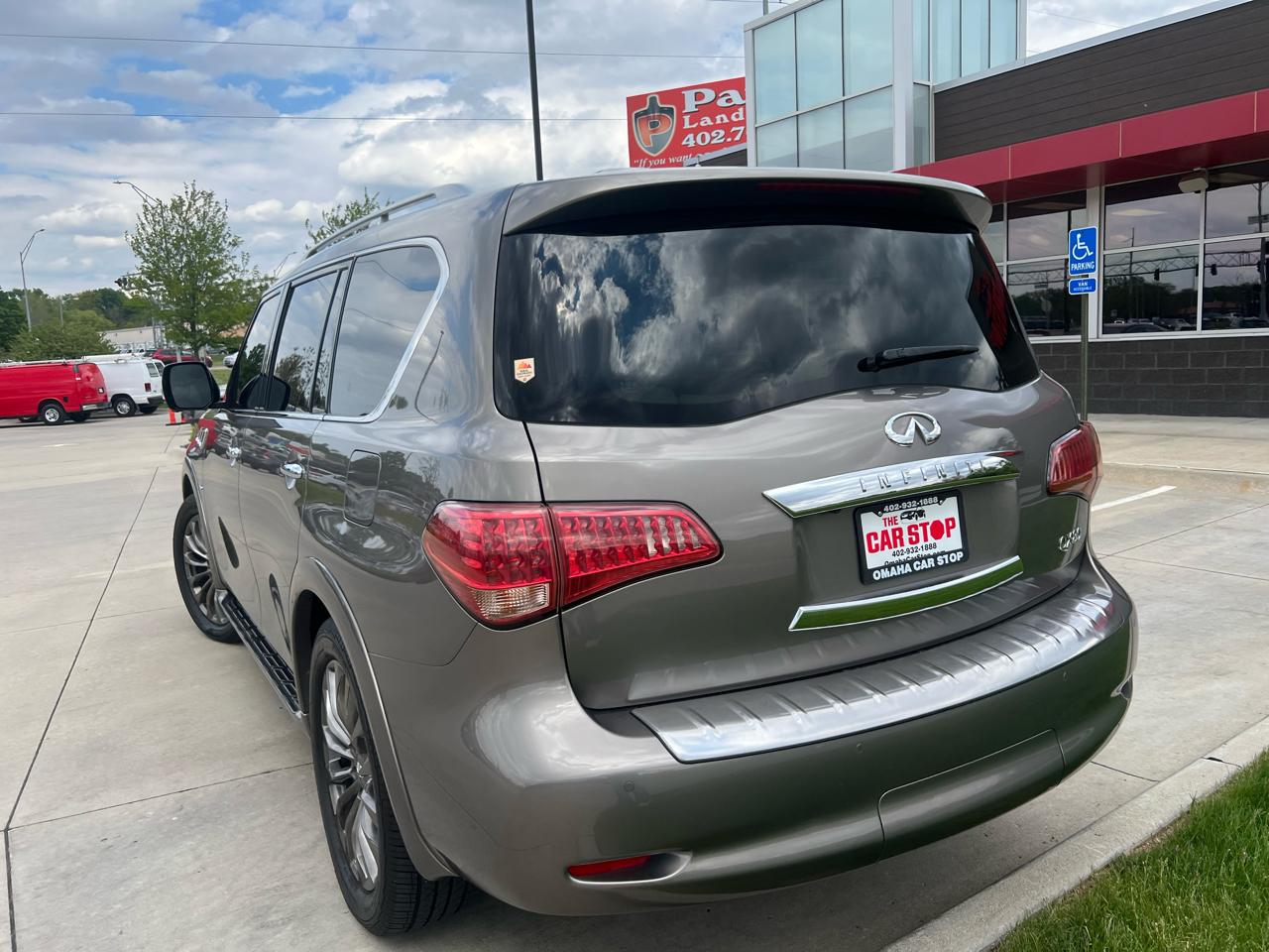 Infiniti QX80 AWD 2017