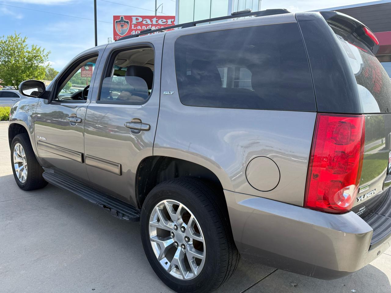 GMC Yukon 4WD 4dr 1500 SLT 2012