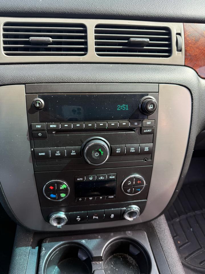 GMC Yukon 4WD 4dr 1500 SLT 2012