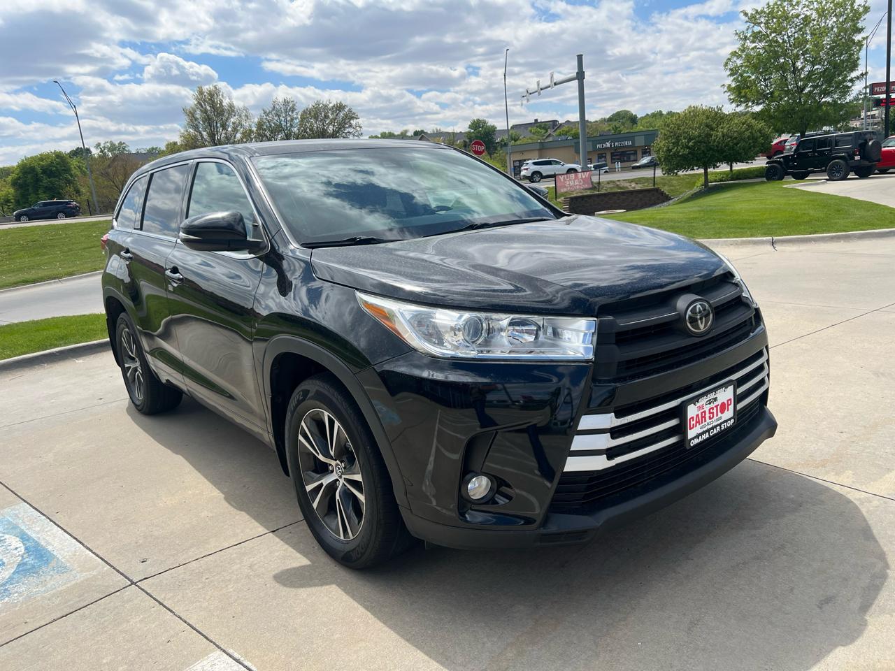 Toyota Highlander LE V6 AWD (Natl) 2017