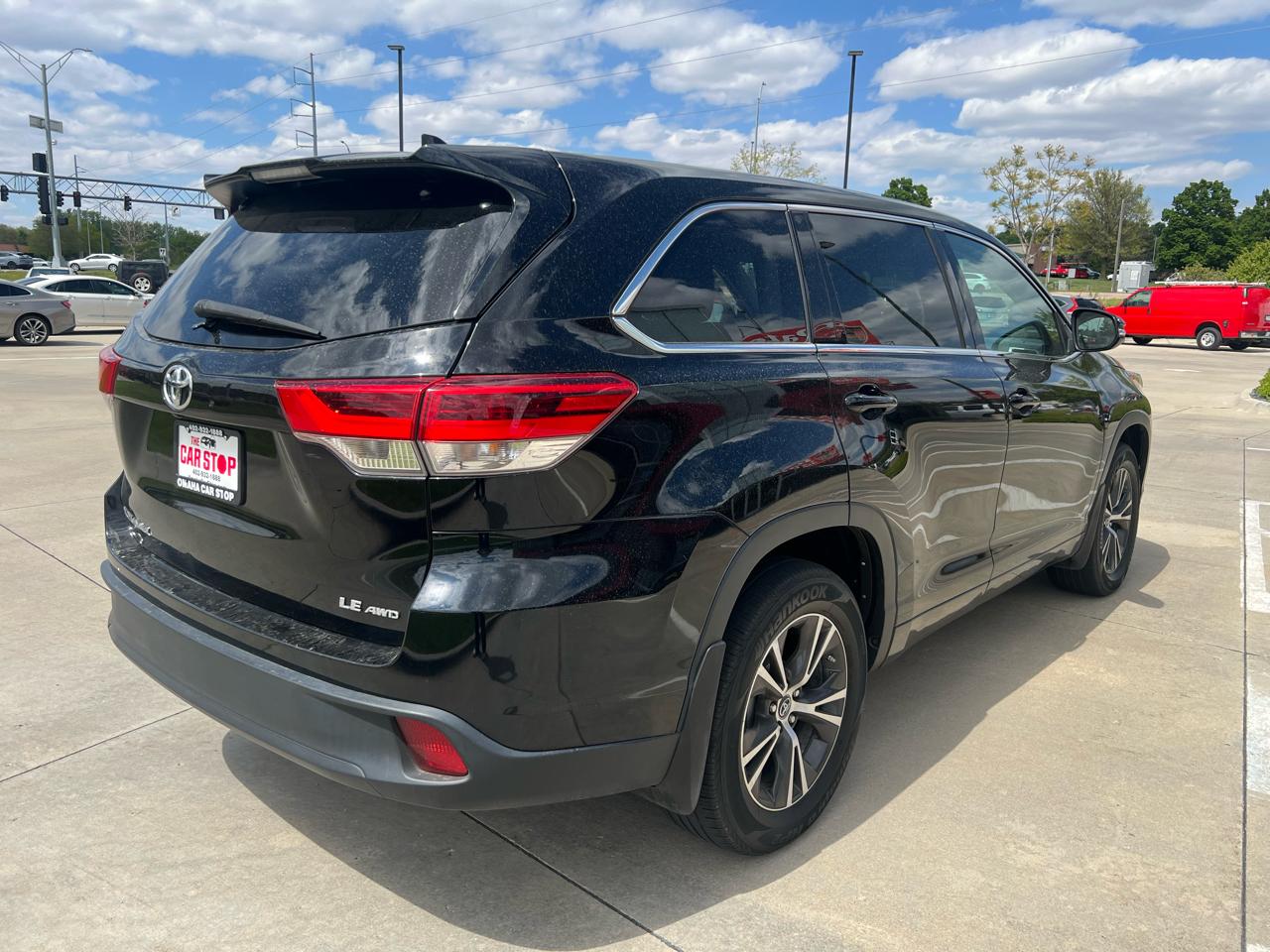 Toyota Highlander LE V6 AWD (Natl) 2017