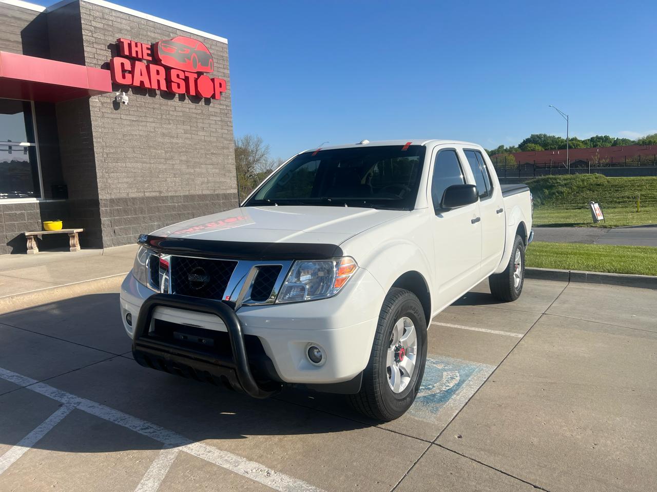 Nissan Frontier 4WD Crew Cab SWB Auto SV 2013