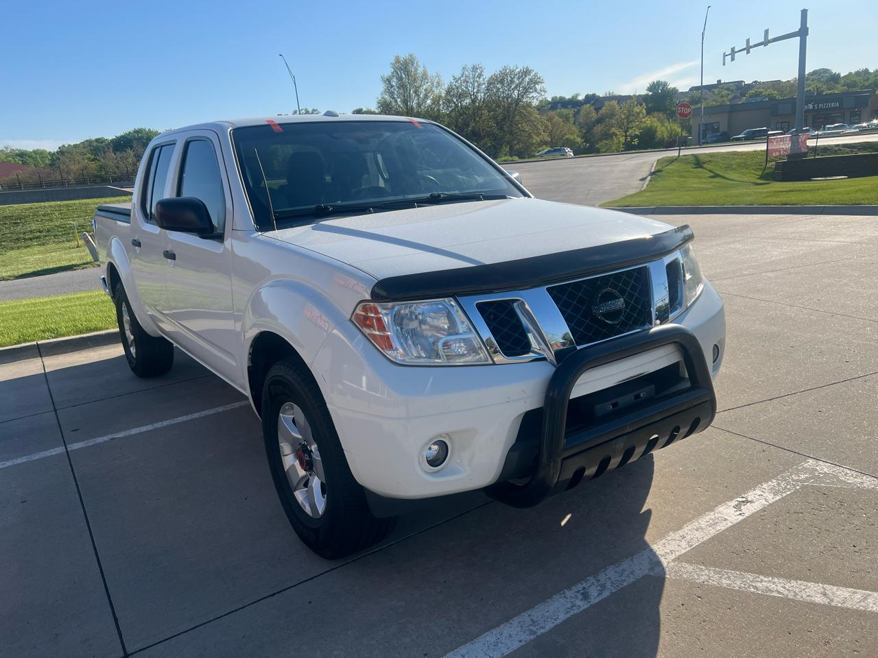 Nissan Frontier 4WD Crew Cab SWB Auto SV 2013