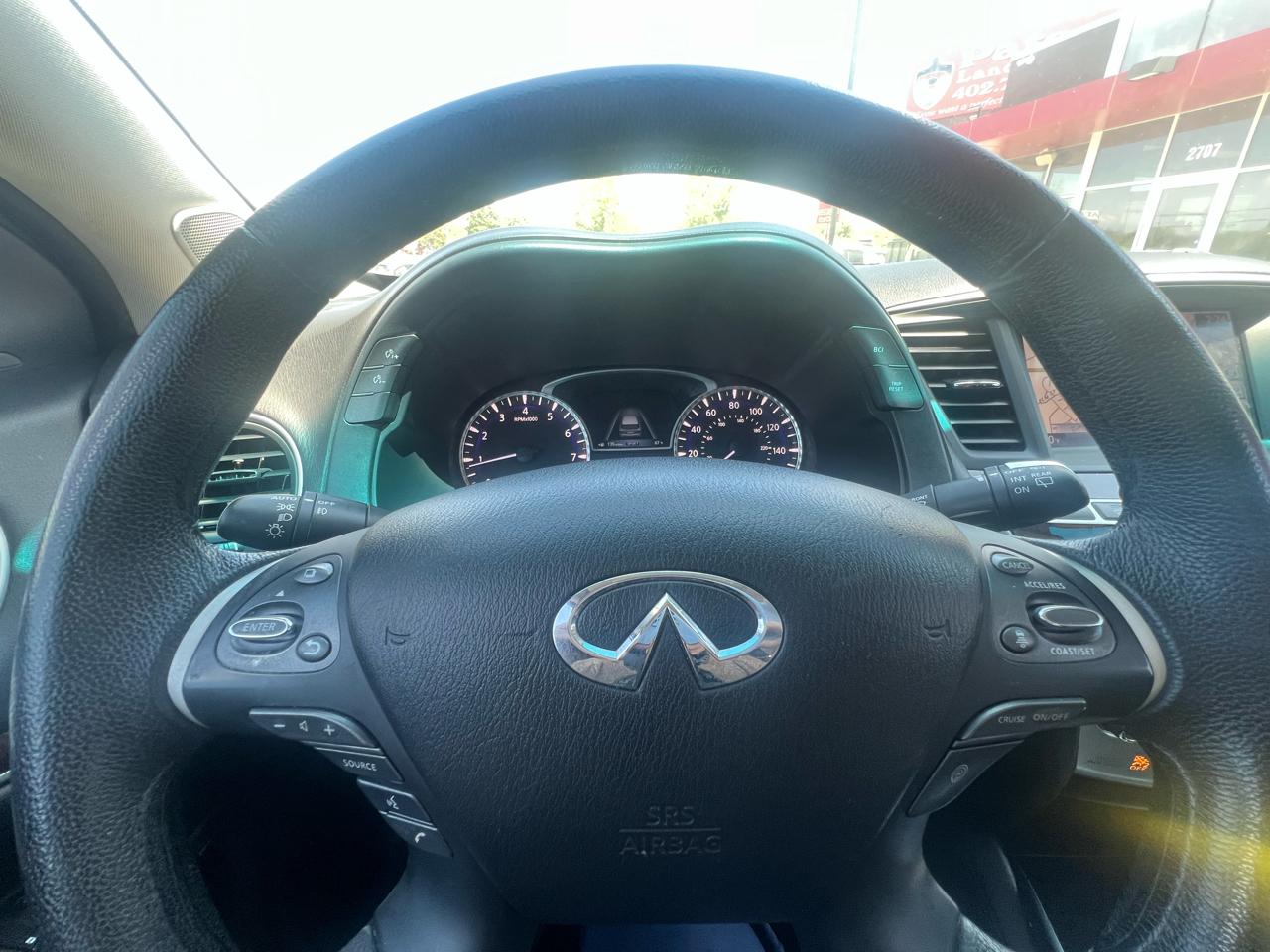 Infiniti JX35 AWD 4dr 2013