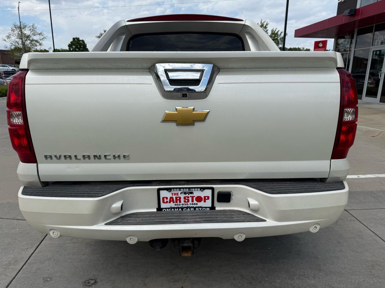Chevrolet Avalanche 4WD Crew Cab LTZ 2013