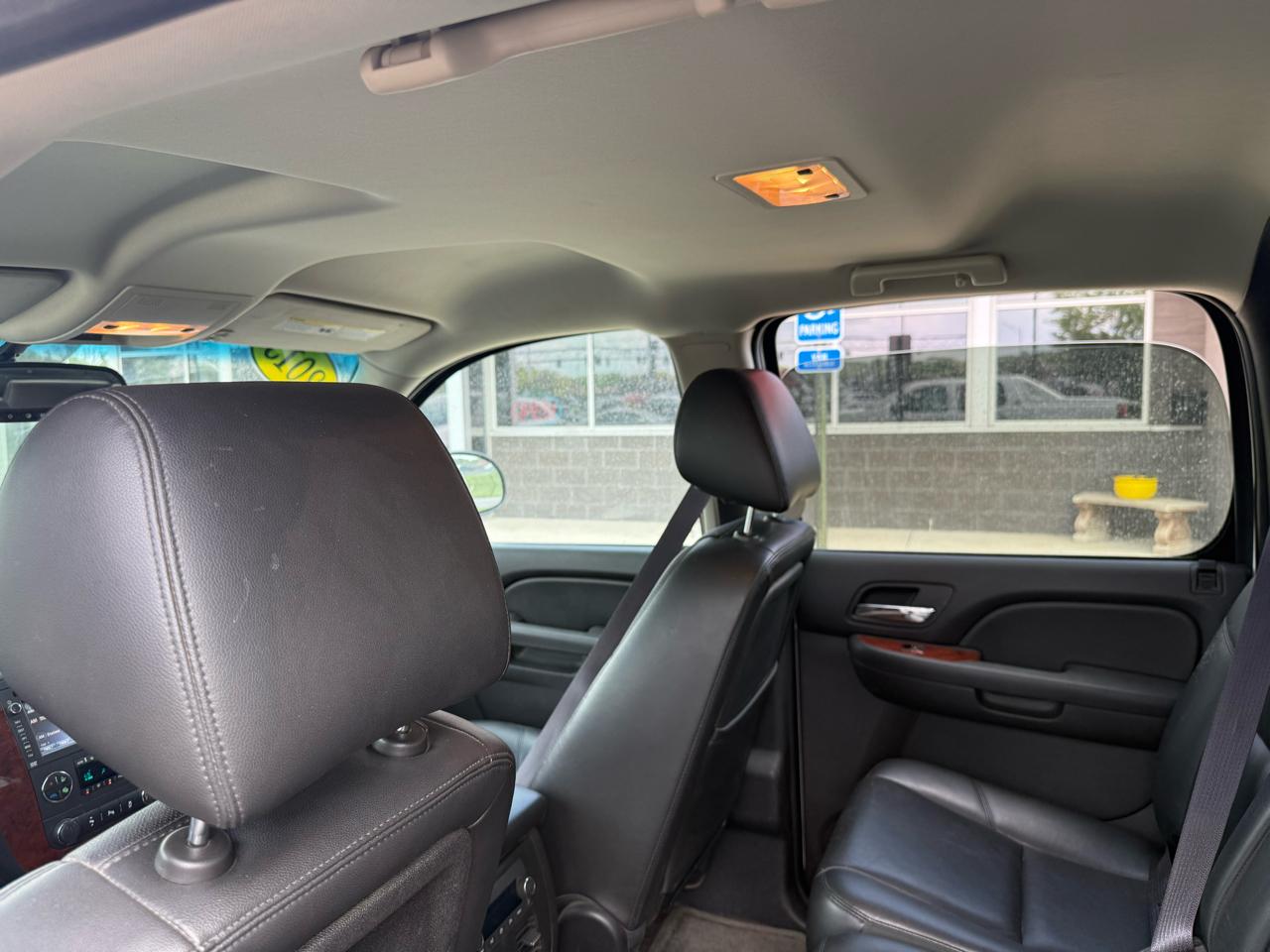 Chevrolet Avalanche 4WD Crew Cab LTZ 2013