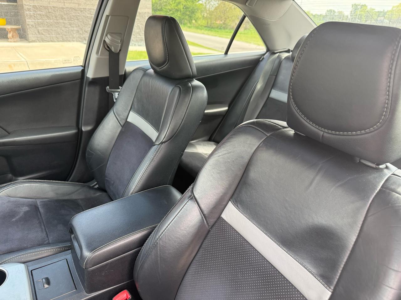 Toyota Camry 4dr Sdn I4 Auto SE Sport Limited Edition (Natl) 2012