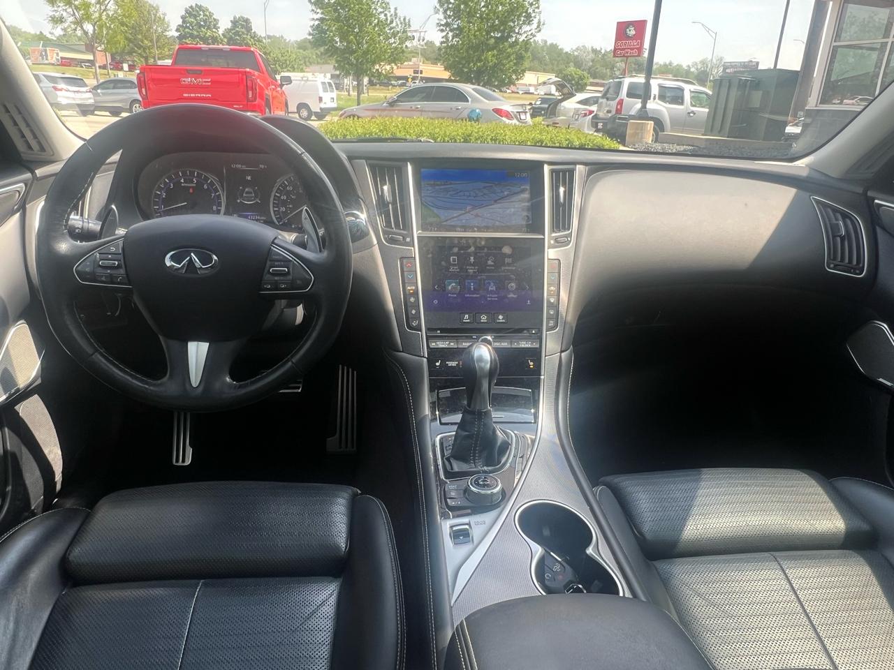 Infiniti Q50 Red Sport 400 AWD 2017