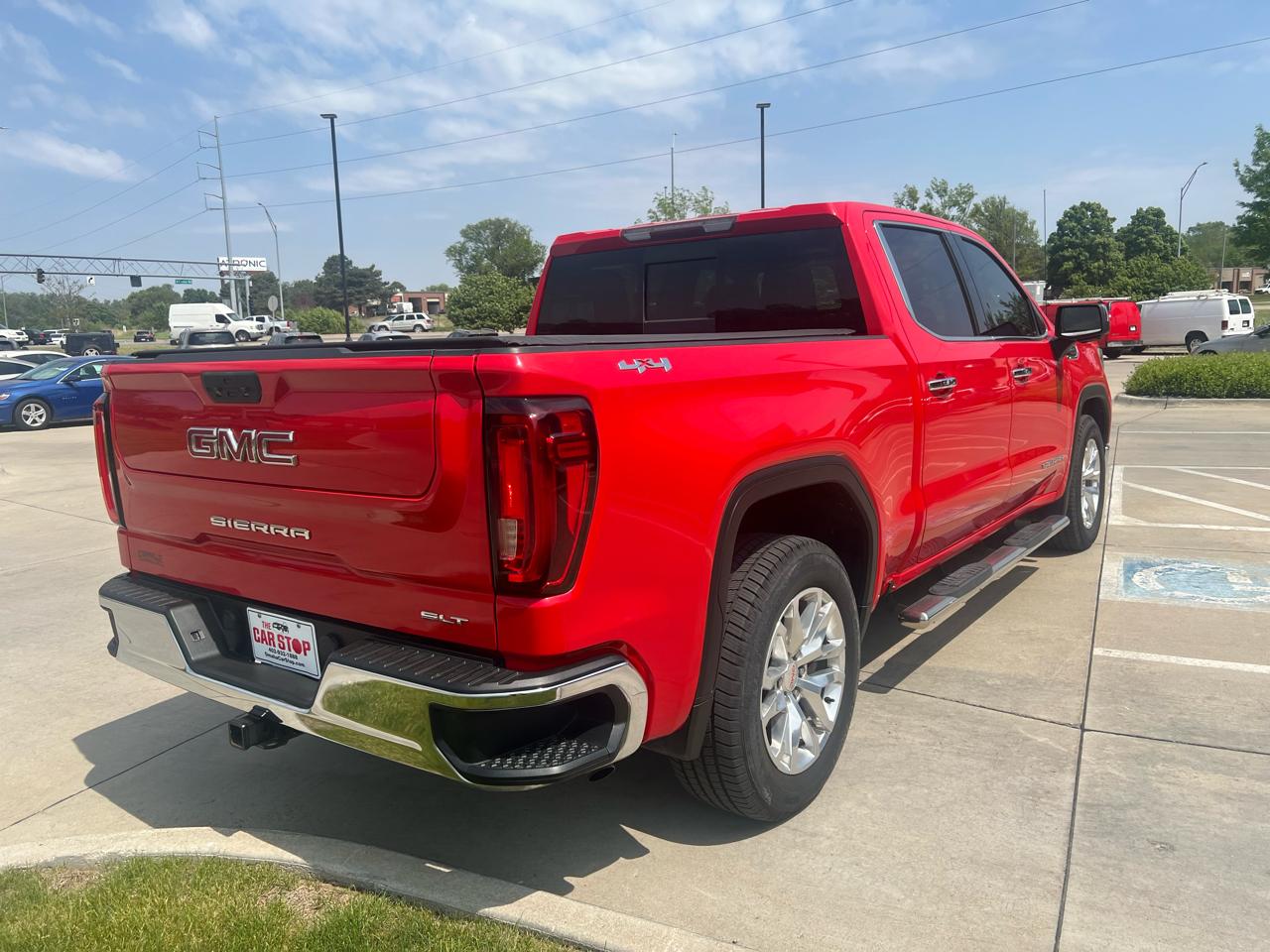 GMC Sierra 1500 4WD Crew Cab 147" SLT 2019