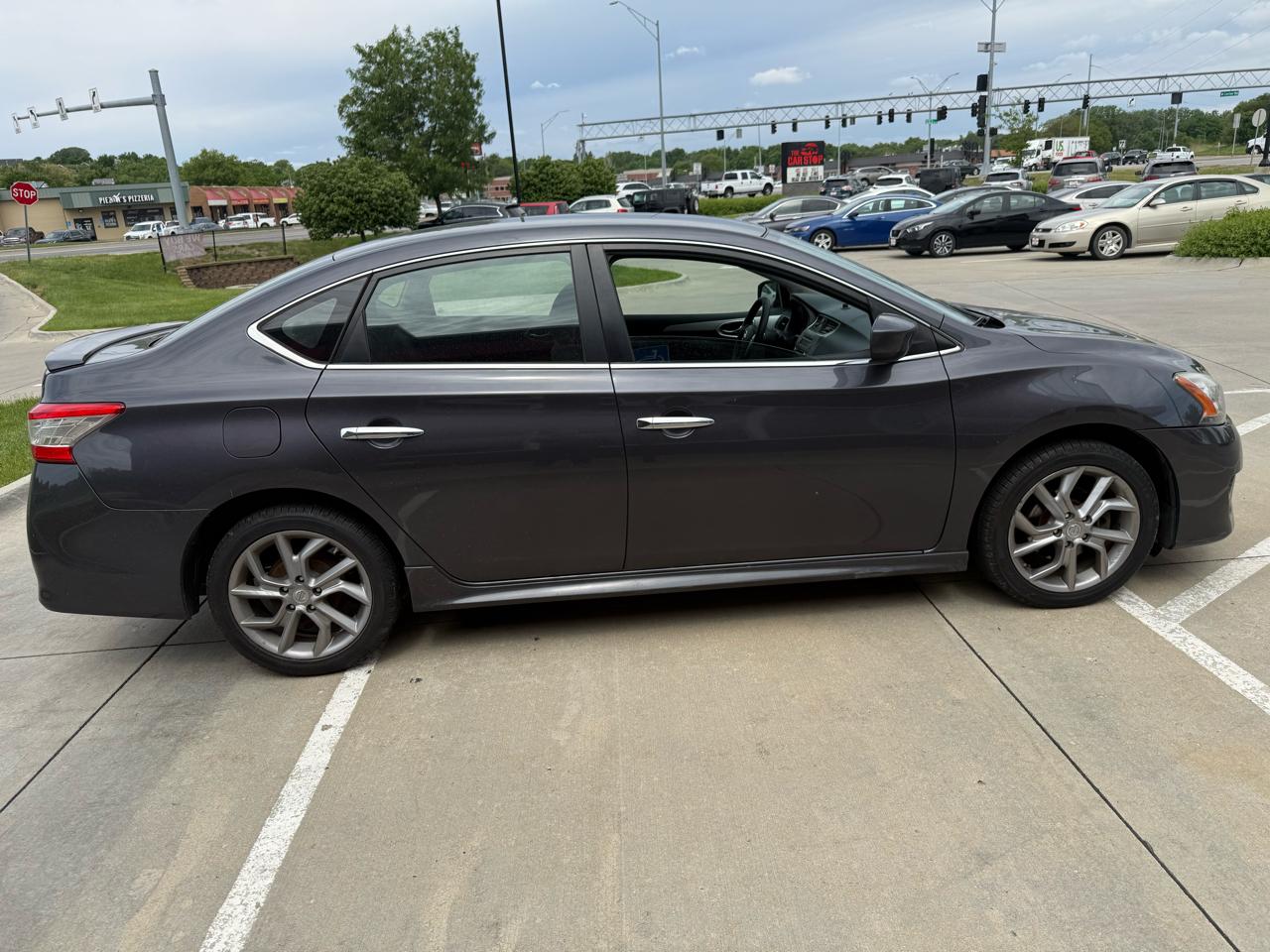 Nissan Sentra 4dr Sdn I4 CVT SR 2013