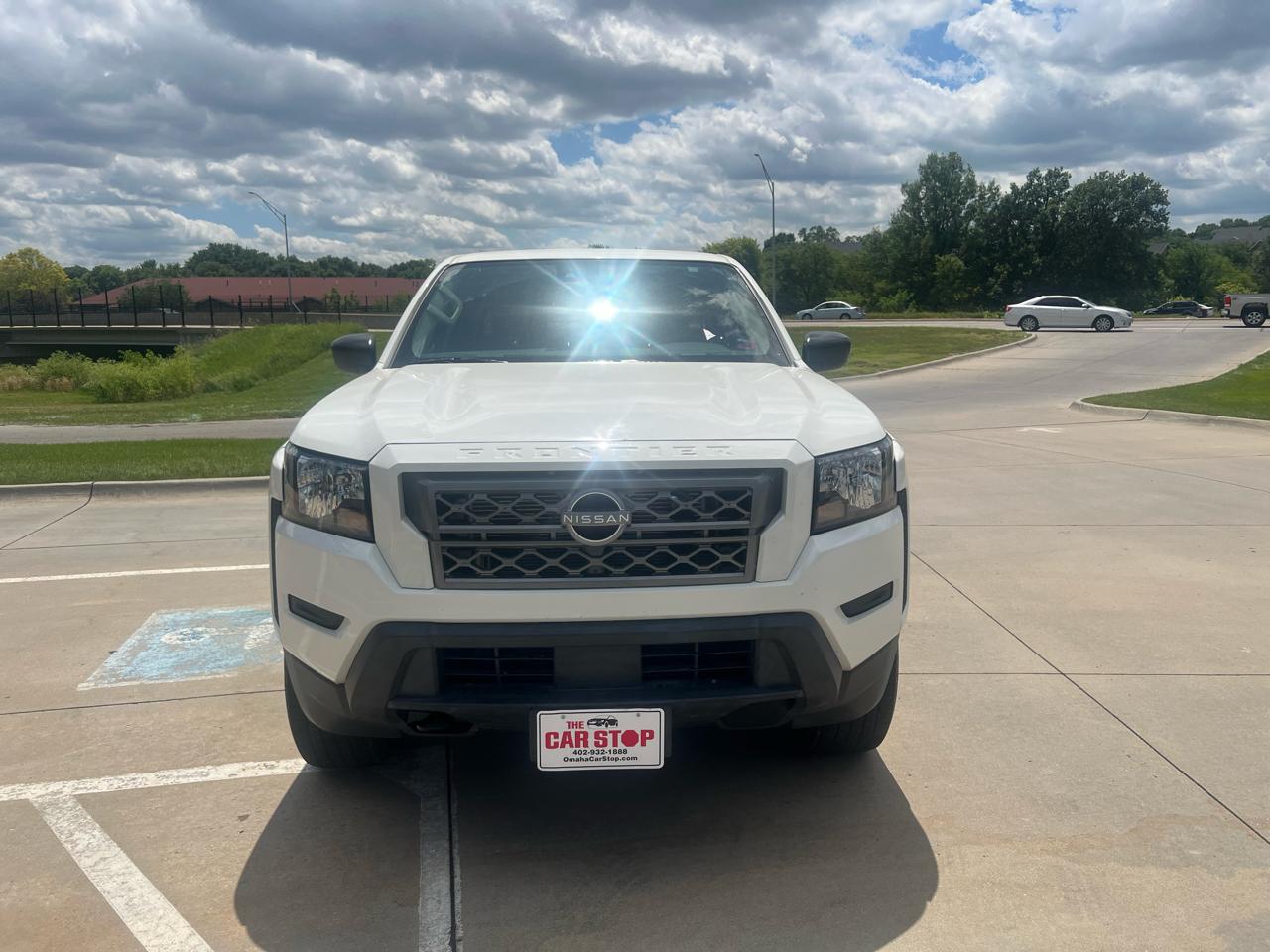 Nissan Frontier Crew Cab 4x4 S 2024